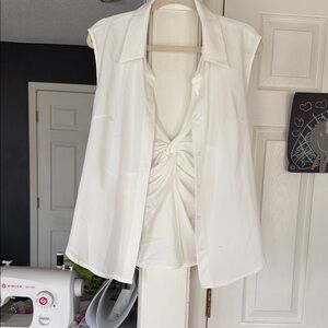 SHEIN White Knotted Front Blouse